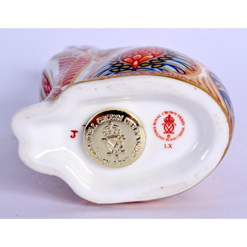 134 - Royal Crown Derby imari paperweight Siamese Cat.  14cm high