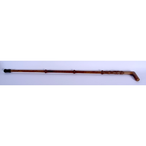 340 - AN ANTIQUE IRISH BALMORAL SWEETHEART CARVED WOOD WALKING CANE C1905. 90 cm long.