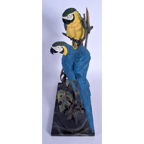 368 - A LARGE BORDER FINE ARTS FIGURE OF A BLUE AND GOLD MACAWS with certificate. 42 cm x 16 cm.