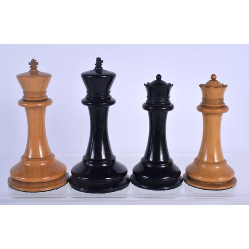 398 - AN ANTIQUE STAUNTON  BOXWOOD AND EBONY JAQUES OF LONDON CHESS SET. Largest 8.5 cm high. (qty)