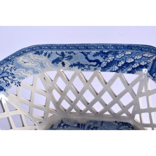 40 - A RARE 19TH CENTURY SPODE BLUE AND WHITE CHESTNUT BASKET on stand, decorated to the interior unusual... 