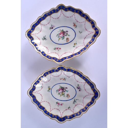 42 - A PAIR OF LATE 18TH CENTURY CHELSEA DERBY PORCELAIN DISHES painted with roses under a trailing puce ... 