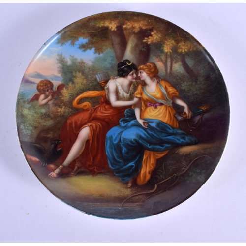 53 - A 19TH CENTURY EUROPEAN VIENNA PORCELAIN DISH painted with two females and a putti. 20 cm diameter.