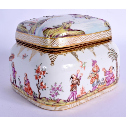 61 - A LOVELY 19TH CENTURY MEISSEN PORCELAIN BOX AND COVER decorated in relief with Oriental figures in v... 