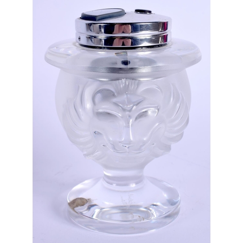 1089 - A FRENCH LALIQUE GLASS TABLE LIGHTER. 11 cm x 9 cm.