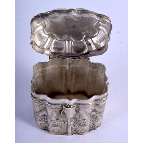 1275 - AN ANTIQUE SILVER BOX. 21 grams. 4 cm x 4 cm.