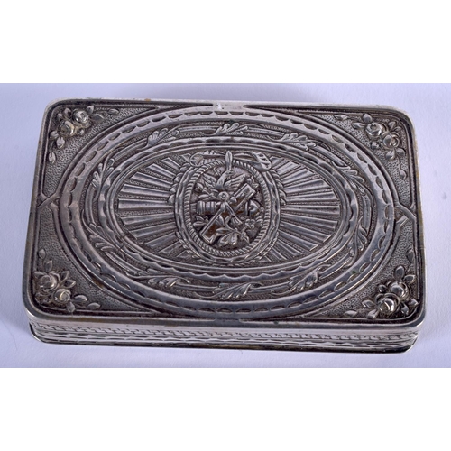 1293 - AN ANTIQUE SILVER SNUFF BOX. 97 grams. 8.5 cm x 5 cm.