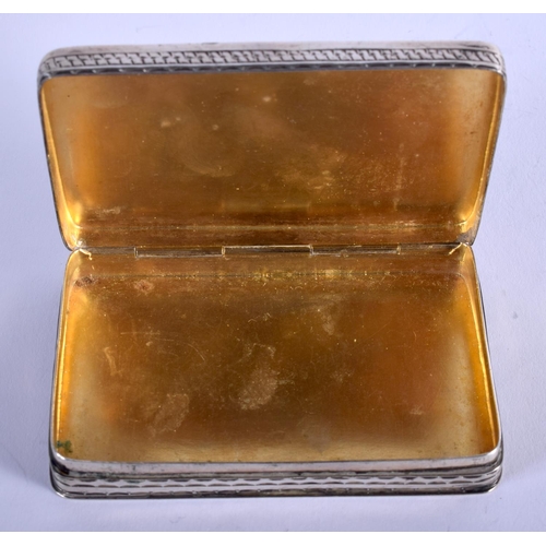 1293 - AN ANTIQUE SILVER SNUFF BOX. 97 grams. 8.5 cm x 5 cm.