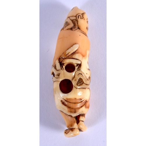 1563 - A LOVELY 18TH CENTURY JAPANESE MEIJI PERIOD CARVED IVORY NETSUKE modelled as a scowling male. 5 cm x... 