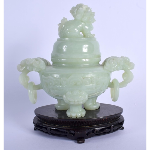 1586 - AN EARLY 20TH CENTURY CHINESE TWIN HANDLED JADE CENSER AND COVER Late Qing/Republic. Jade 19 cm x 17... 