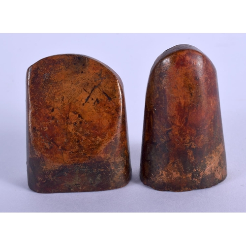 1596 - TWO CHINESE BRONZE MOUNTAIN SEALS 20th Century. 3 cm x 3.5 cm.