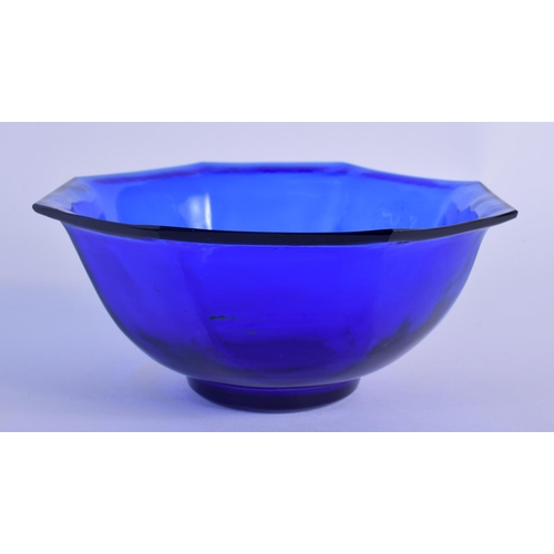 1617 - A FINE 19TH CENTURY CHINESE PEKING BLUE GLASS BOWL Qing, of octagonal form. 12 cm wide.