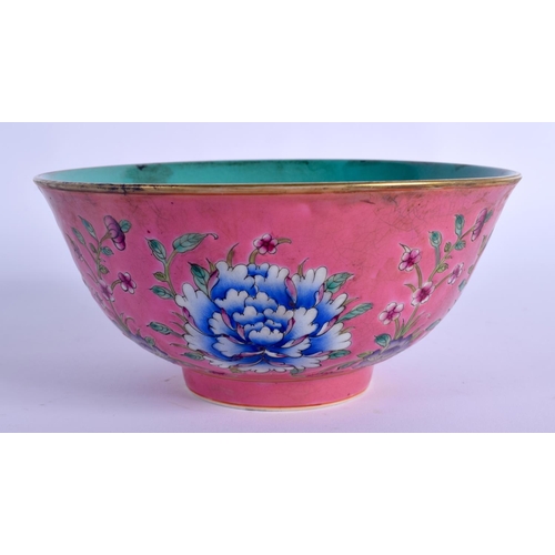 1722 - A CHINESE FAMILLE ROSE PORCELAIN BOWL 20th Century. 13.5 cm diameter.