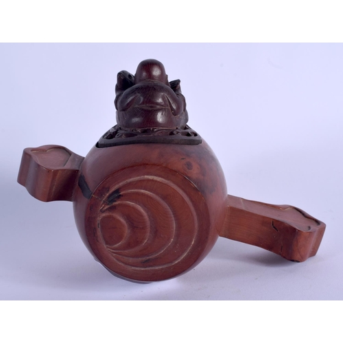 1724 - A JAPANESE CARVED BOXWOOD CARVED WOOD BOX AND COVER in the form of Daikokus hammer. 12 cm x 10 cm.