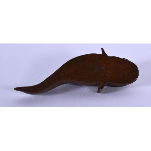 1758 - A JAPANESE BRONZE CATFISH OKIMONO. 4.5 cm wide.