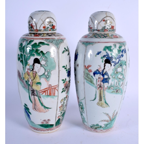 1825 - A LOVELY PAIR OF 17TH CENTURY CHINESE FAMILLE VERTE PORCELAIN VASES AND COVERS Kangxi, enamelled wit... 