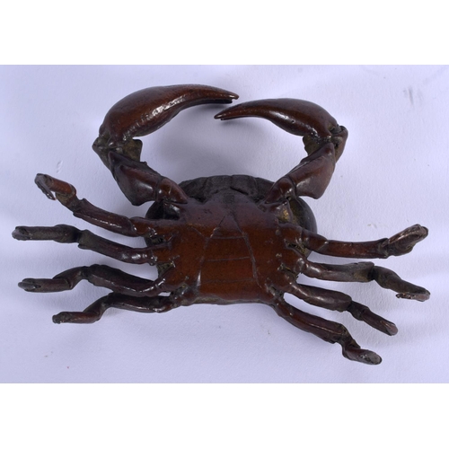 1845 - A JAPANESE BRONZE CRAB OKIMONO. 8 cm x 8 cm.