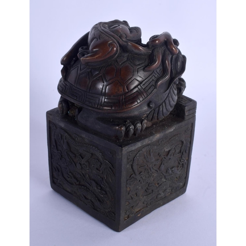 1902 - A CHINESE BRONZE DRAGON SEAL 20th Century. 13 cm x 8 cm.