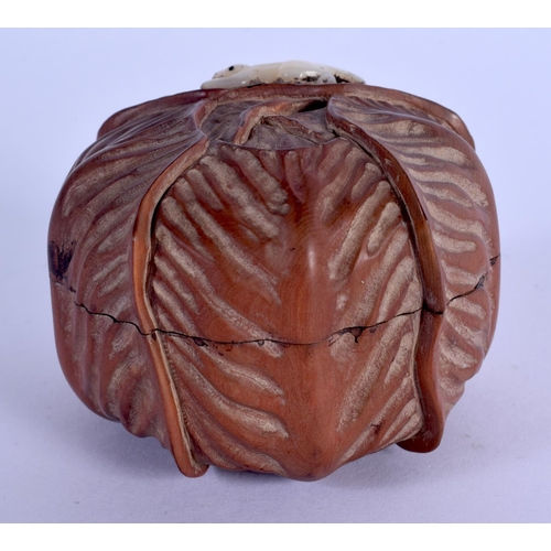 1940 - A JAPANESE CARVED WOOD BOX AND MOTHER OF PEARL BOX. 5.5 cm x 6 cm,