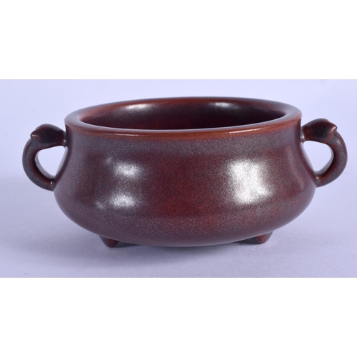 2078 - AN EARLY 20TH CENTURY CHINESE TWIN HANDLED STONEWARE CENSER bearing Qianlong marks to base, Late Qin... 