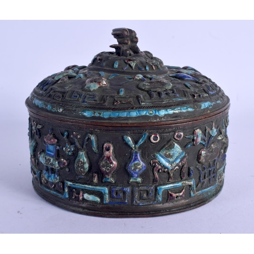 2086 - AN EARLY 20TH CENTURY CHINESE WHITE METAL AND ENAMEL BOX AND COVER Late Qing/Republic. 12 cm wide.