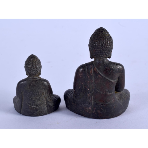 2125 - TWO JAPANESE BRONZE FIGURES OF BUDDHA. Largest 4.5 cm high. (2)