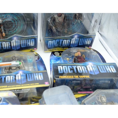 2507 - A collection of Dr Who series 6 boxed collectable figures