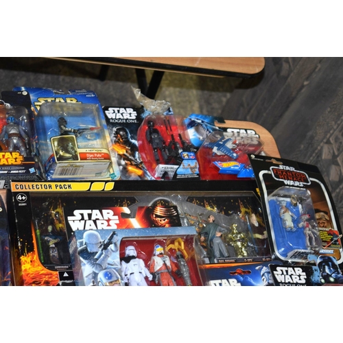 2509 - large collection of boxed star wars figures (49)