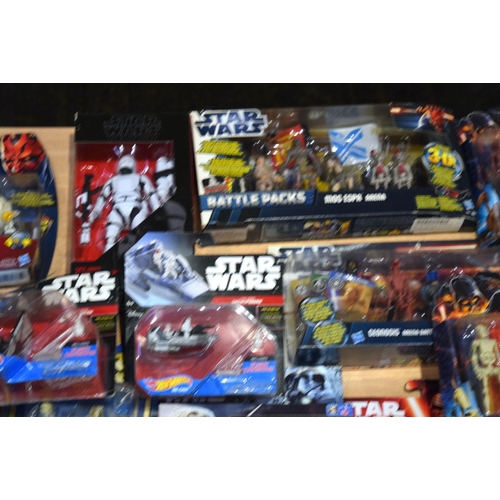 2509 - large collection of boxed star wars figures (49)