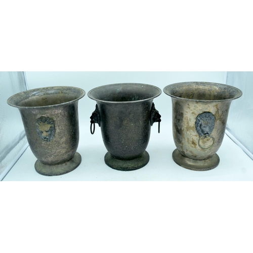 2530 - Three silver plate  Urns/ice buckets with lion head handles 26 x 23 cm (3).