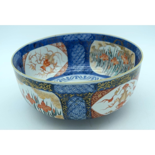 2534 - A large Japanese Imari bowl 29cm x13cm.