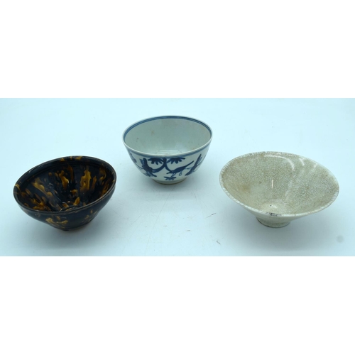 2641 - Three Chinese bowls largest 13 x 5 cm.