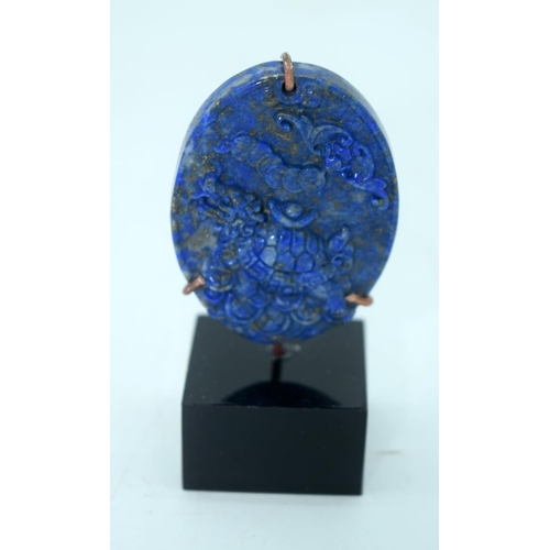 2650 - A collection of carved Lapis Lazuli boulders on stands 6cm .