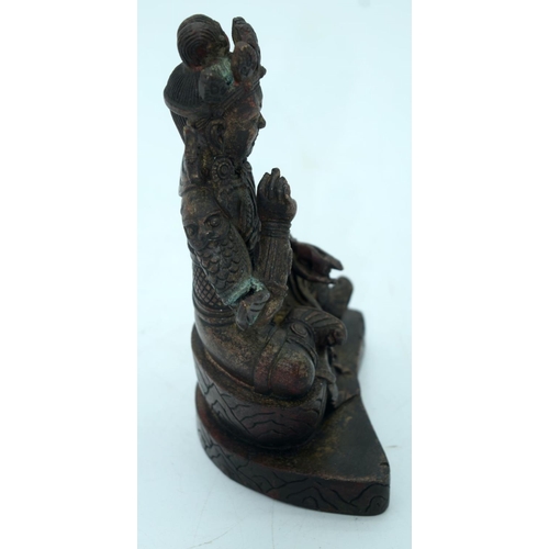 2686 - A Chinese Tibetan bronze Buddha 18cm.