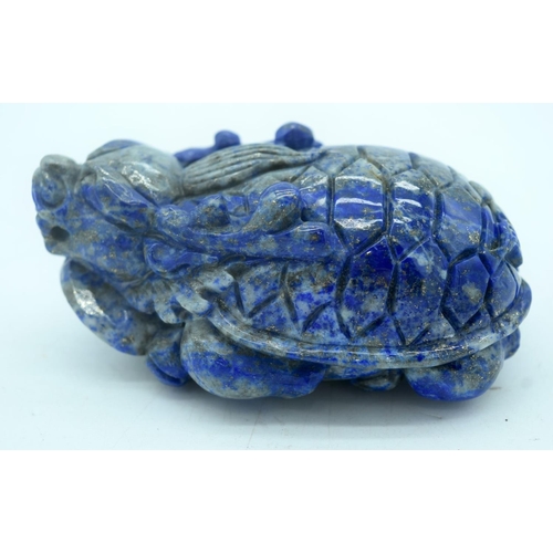 2902 - Chinese carved Lapis Lazuli boulder 10 cm .