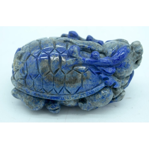 2902 - Chinese carved Lapis Lazuli boulder 10 cm .