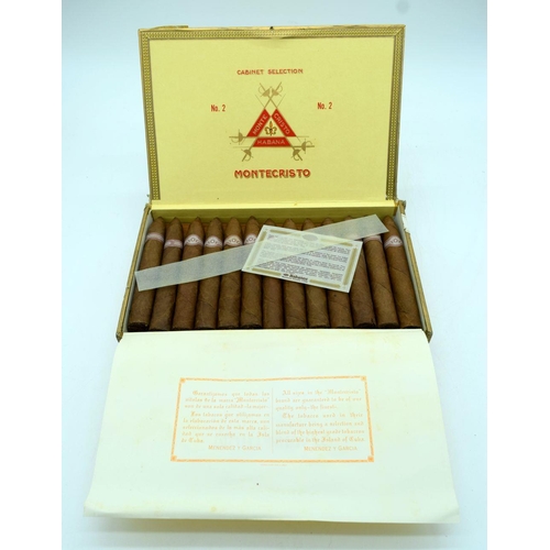 2916 - Montecristo 3 Boxes No 2 Cuban cigars one sealed (67).