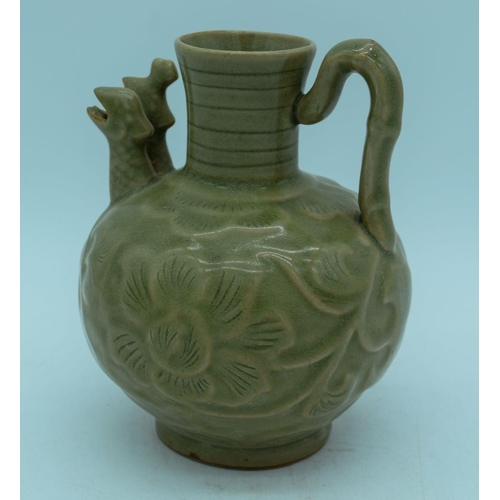 2986 - A Chinese Yaozhou celadon ware wine pot 15cm.