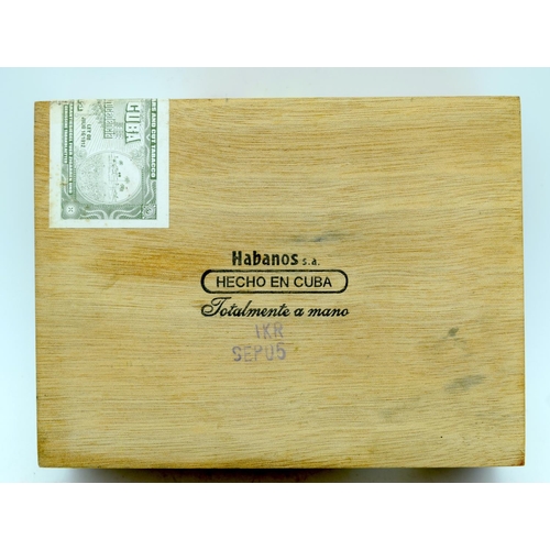 2915 - TTT Trinidad boxed Cuban cigars (24).