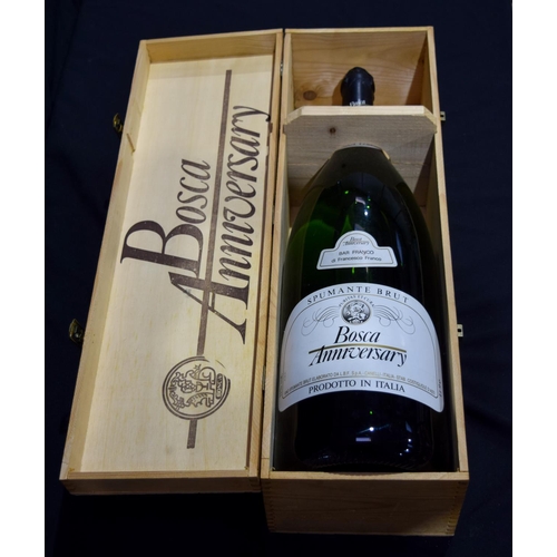 2935 - A boxed 9 litre Bosca anniversary spumante brut .