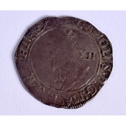 812 - A CHARLES I SILVER SHILLING. 6 grams. 3.25 cm wide.