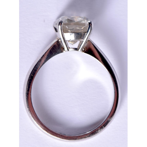 902 - AN 18CT WHITE GOLD AND DIAMOND SOLITAIRE RING of approx 3 cts, G/H colour, Vs2. N.