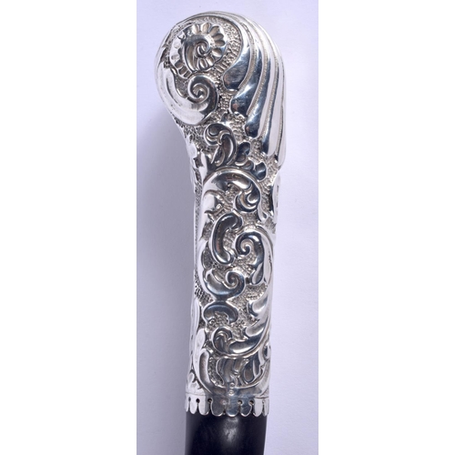 771 - A VICTORIAN SILVER HANDLED PERSIAN SCIMITAR PAGE TURNER. 40 cm long.