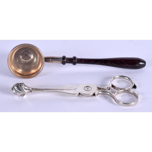 788 - A MODERN SILVER CANDLE SNUFFER together with a pair of Georgian silver nips. Snuffer Birmingham 1995... 