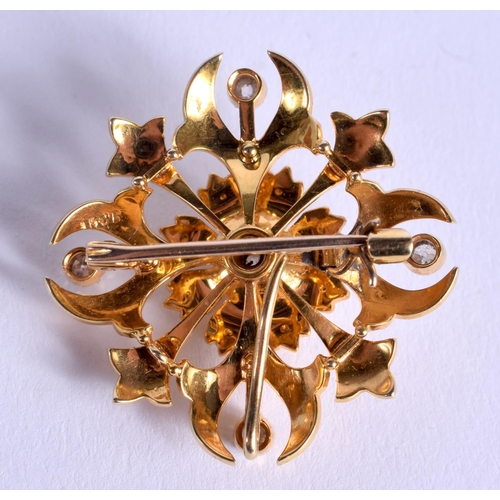 846 - A FINE VICTORIAN 15CT GOLD DIAMOND AND SEED PEARL STAR BROOCH. 10 grams. 3 cm x 3 cm.