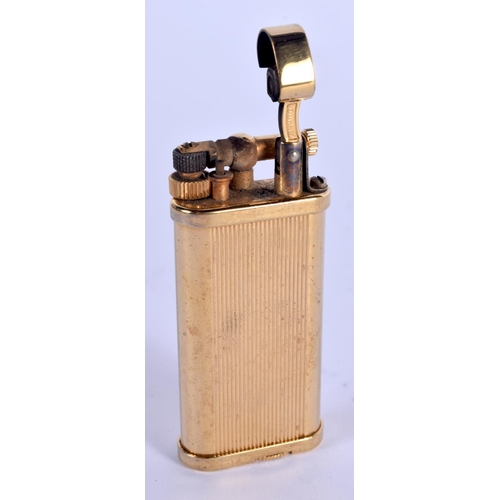 866 - A DUNHILL LIGHTER. 6.5 cm x 3 cm.