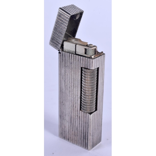 869 - A DUNHILL LIGHTER. 6.5 cm x 2.5 cm.