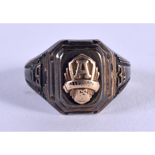 952 - A VINTAGE SILVER USA CLASS RING. 3 grams. L.