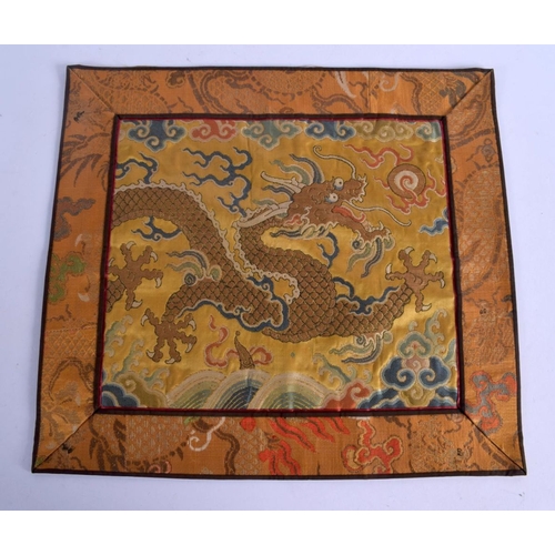 2166 - A LARGE 17TH/18TH CENTURY CHINESE SILK EMBROIDERED BROCADE PANEL Ming/Qing, decorated with dragons. ... 