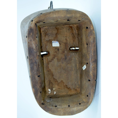 39 - AFRICAN TRIBAL GUERE MASK, IVORY COAST / LIBERIA.  31cm x 18cm